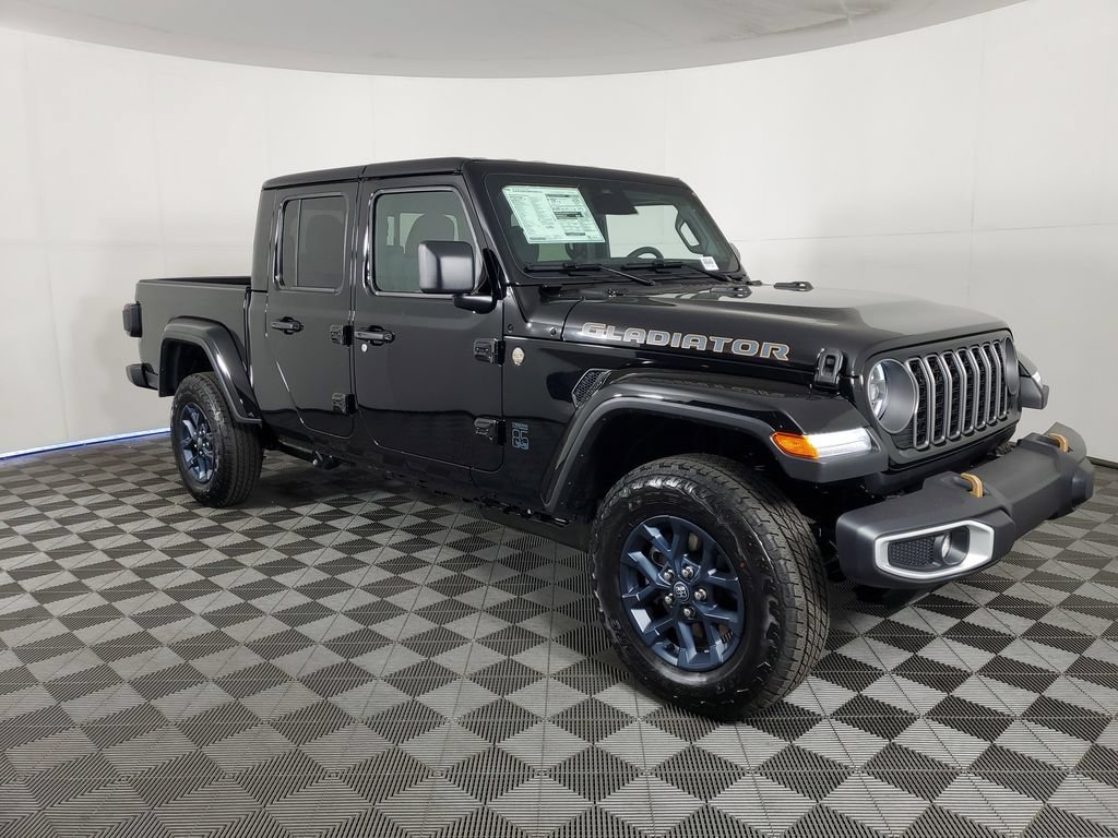 New 2026 Jeep Gladiator Sport AWD/4WD image 2
