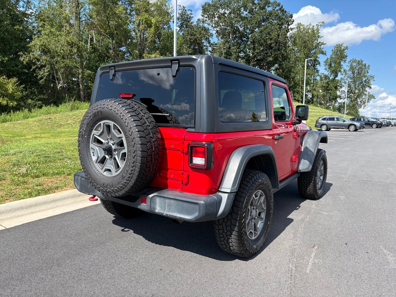 Used 2018 Jeep Wrangler Rubicon AWD/4WD image 9