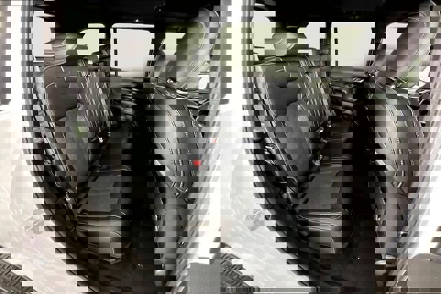 New 2025 Jeep Grand Cherokee Altitude image 10