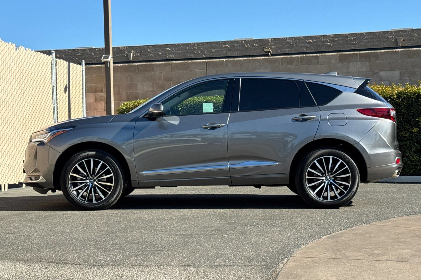 Used 2025 Acura RDX SH-AWD w/ Advance Package image 7