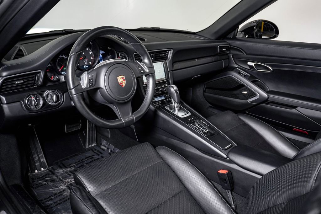Certified 2015 Porsche 911 Carrera GTS image 4