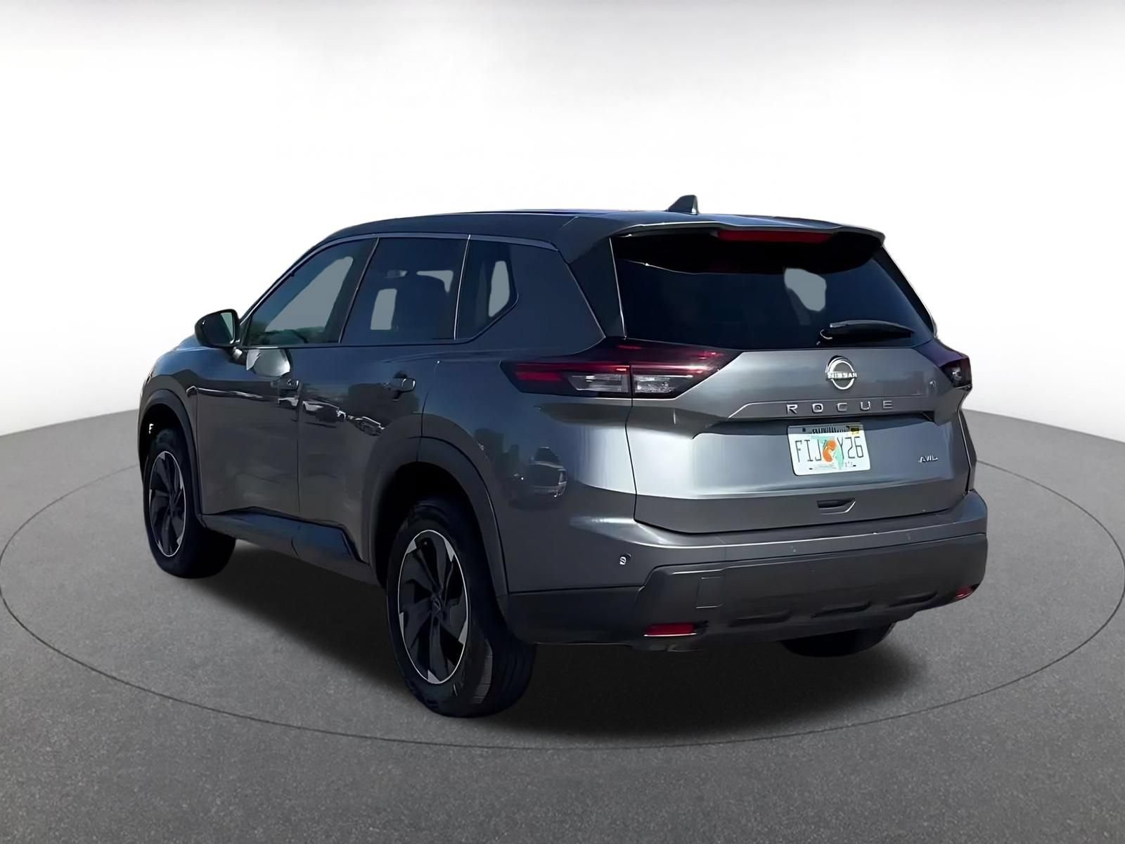 Used 2025 Nissan Rogue SV AWD/4WD image 10