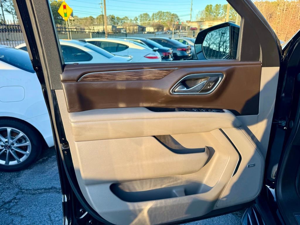 Used 2021 Chevrolet Tahoe LT w/ LT Signature Plus Package image 11