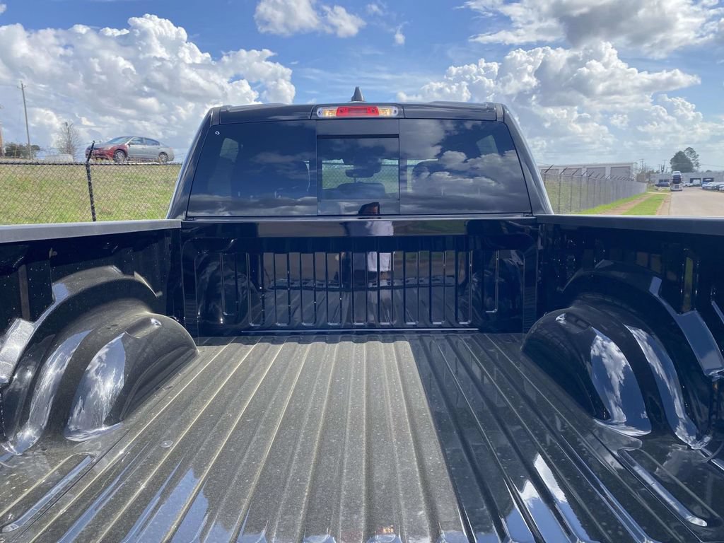 New 2026 RAM 1500 Big Horn AWD/4WD image 9