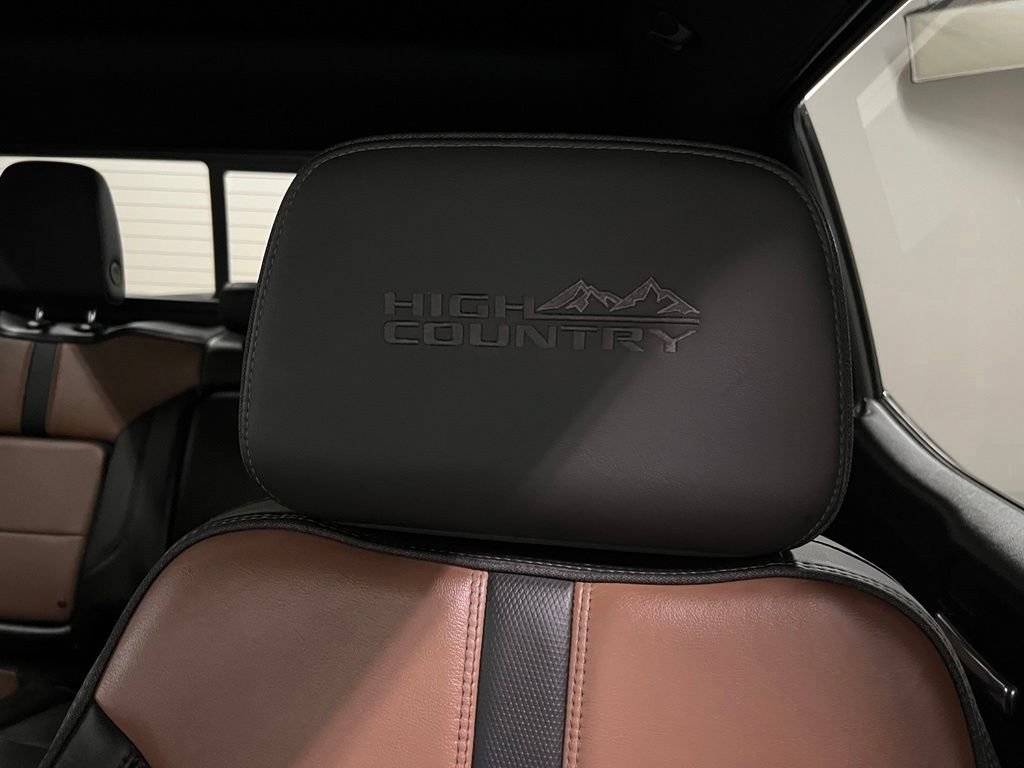 Used 2021 Chevrolet Silverado 1500 High Country w/ Safety Package II AWD/4WD image 29