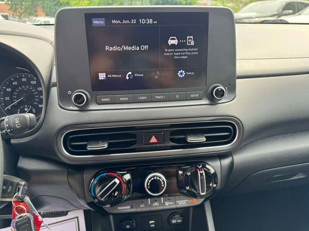 Certified 2023 Hyundai Kona SE w/ Cargo Package AWD/4WD image 29