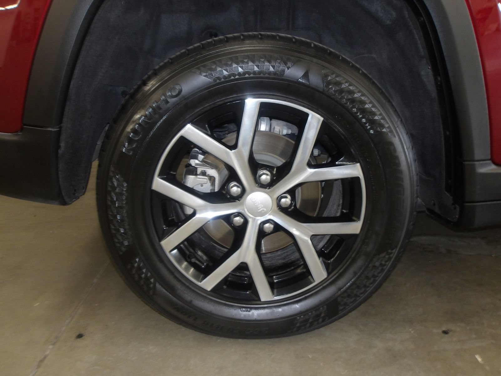 Used 2023 Jeep Grand Cherokee Limited AWD/4WD image 21