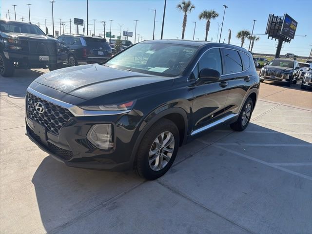 Used 2020 Hyundai Santa Fe SE image 1