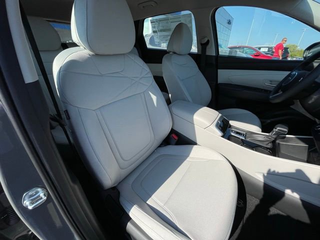 New 2025 Hyundai Tucson SE image 25