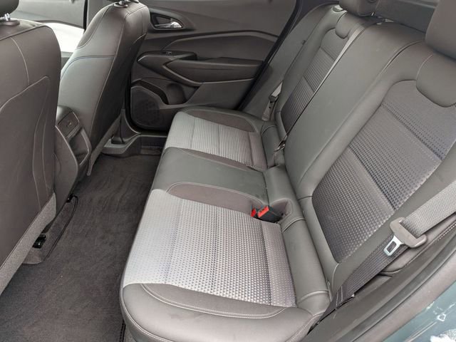 Used 2025 Chevrolet Trax LT w/ LT Convenience Package image 25