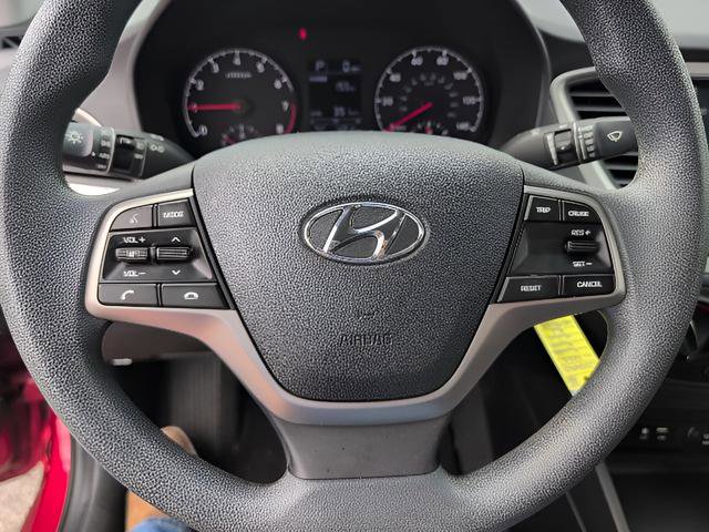 Used 2022 Hyundai Accent SEL FWD image 11