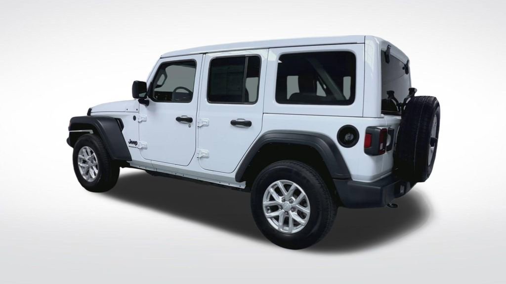 Used 2023 Jeep Wrangler Unlimited Sport w/ Sun And Sound Package AWD/4WD image 16