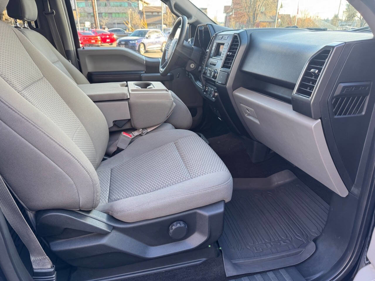 Used 2018 Ford F150 XLT image 12