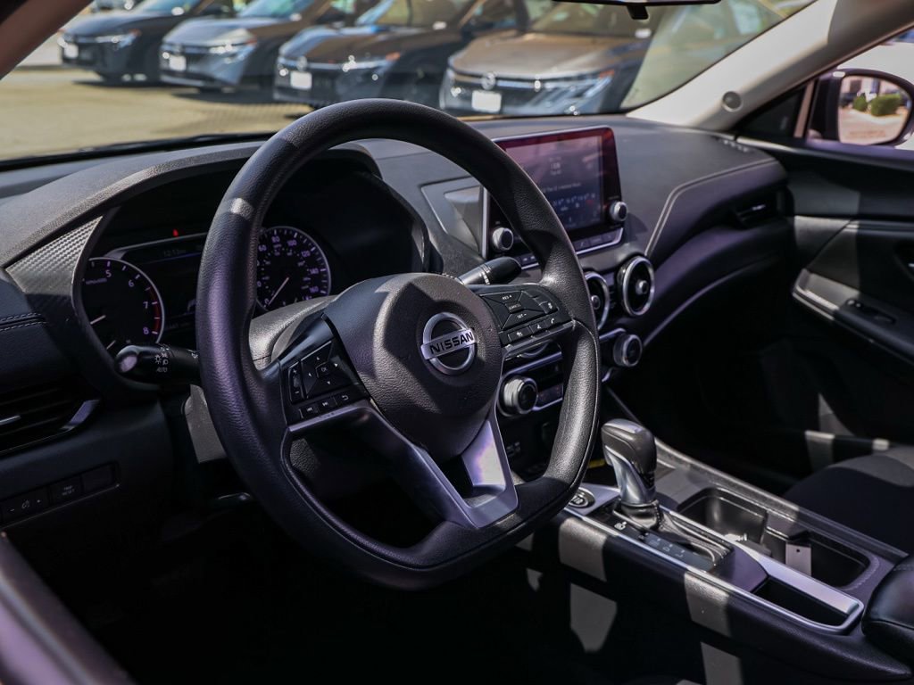 Used 2023 Nissan Sentra SV image 14
