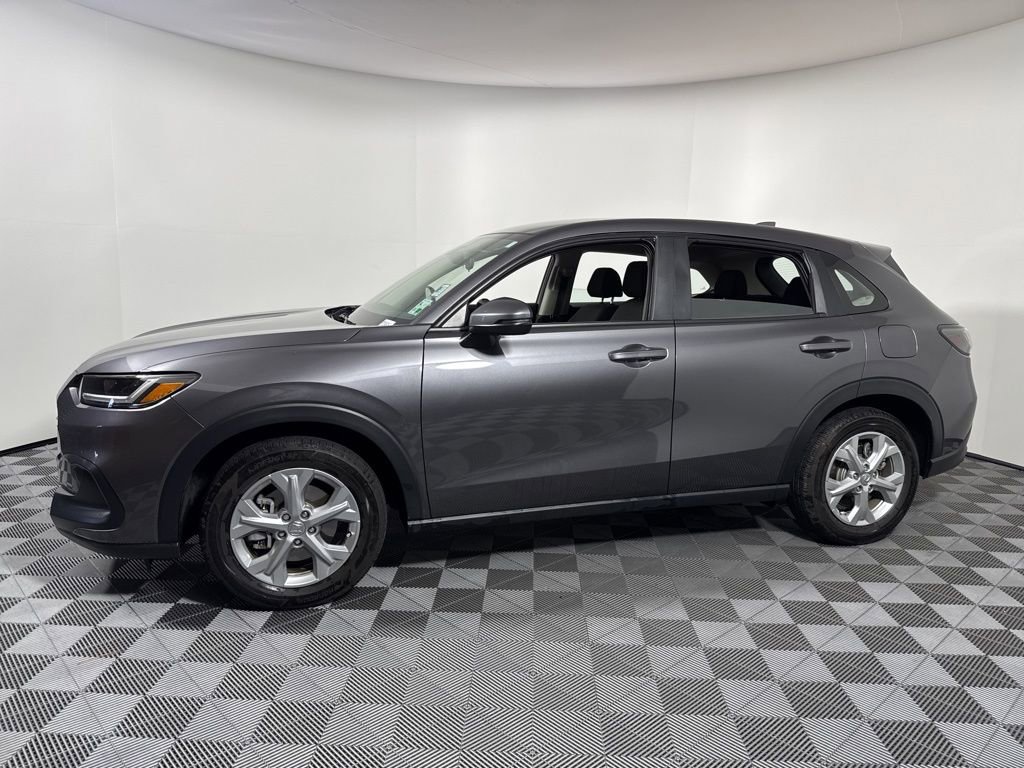Used 2025 Honda HR-V LX image 3