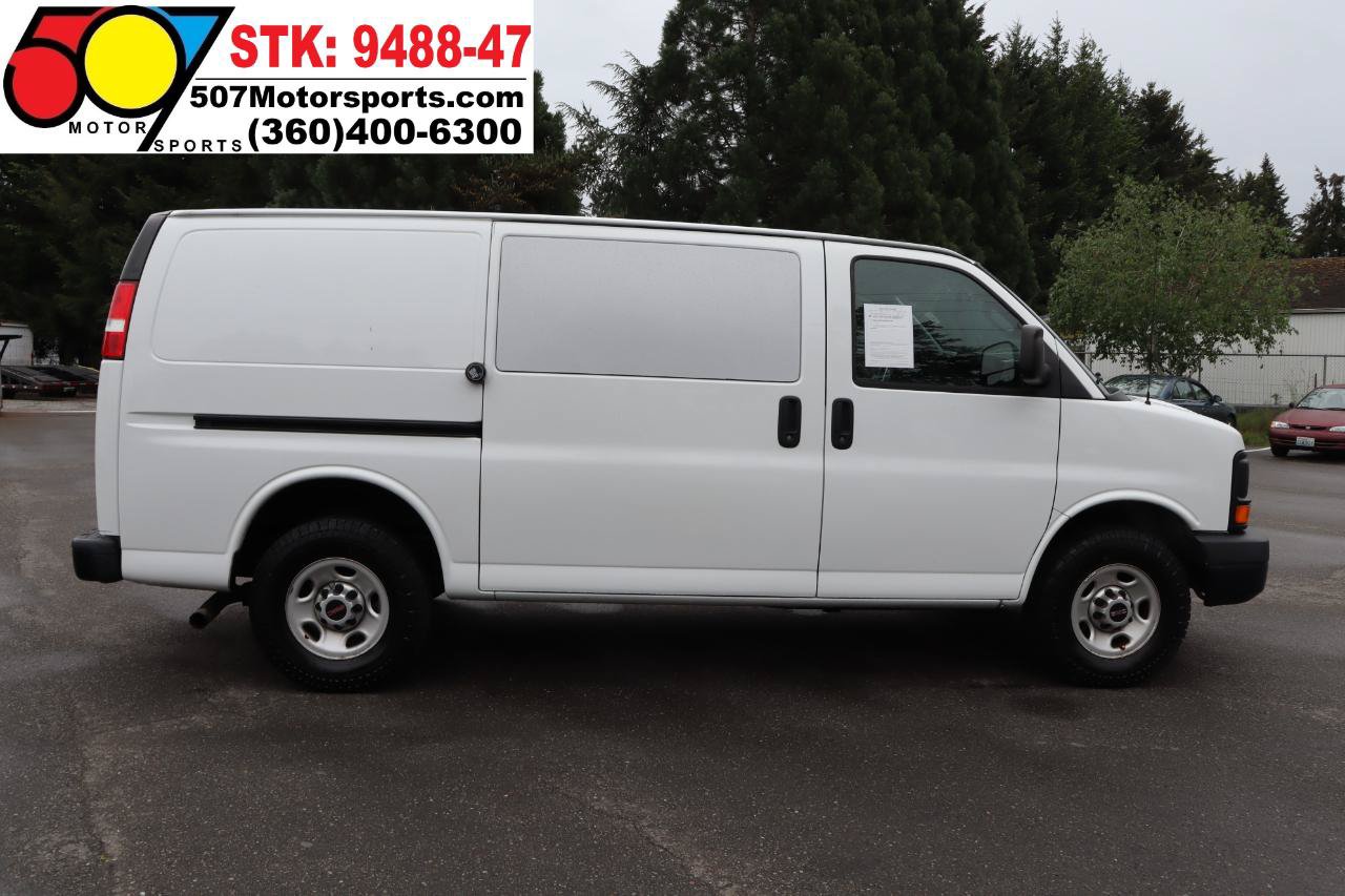 Used 2016 GMC Savana 3500 RWD image 13