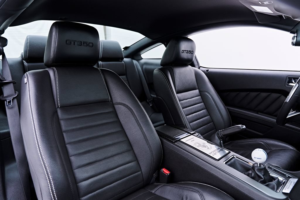Used 2011 Ford Mustang GT Premium w/ Electronics Pkg RWD image 49