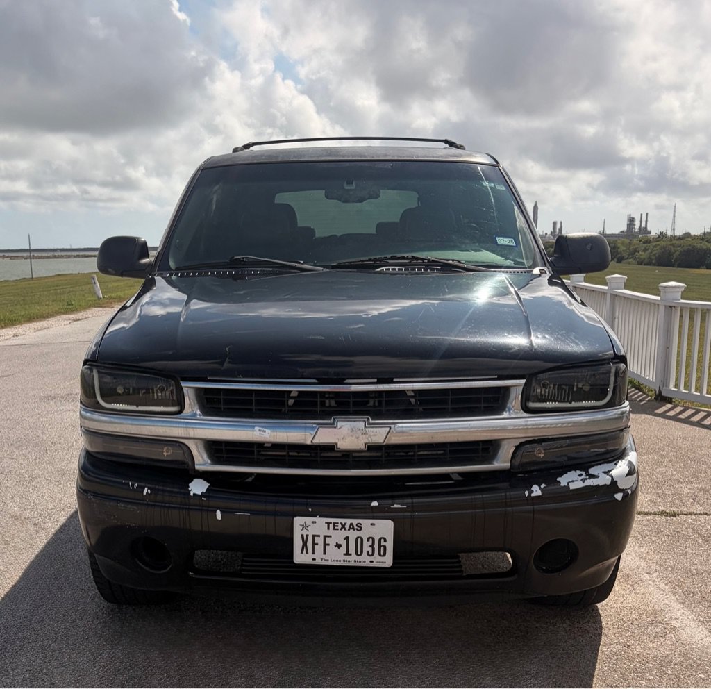 Used 2003 Chevrolet Tahoe LS RWD image 2