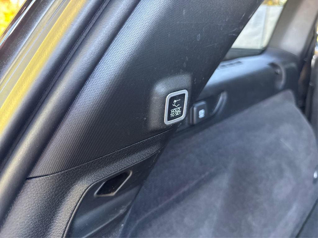 Used 2023 Jeep Grand Cherokee Trailhawk w/ Luxury Tech Group III image 14