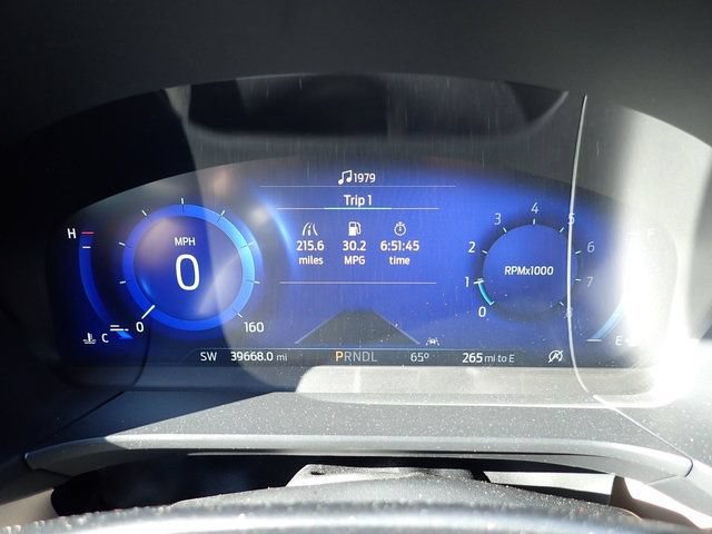 Used 2022 Ford Escape SEL w/ Technology Package AWD/4WD image 16