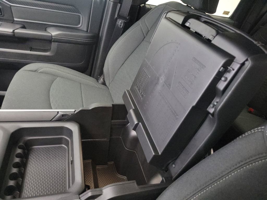Used 2025 RAM 2500 Big Horn image 32