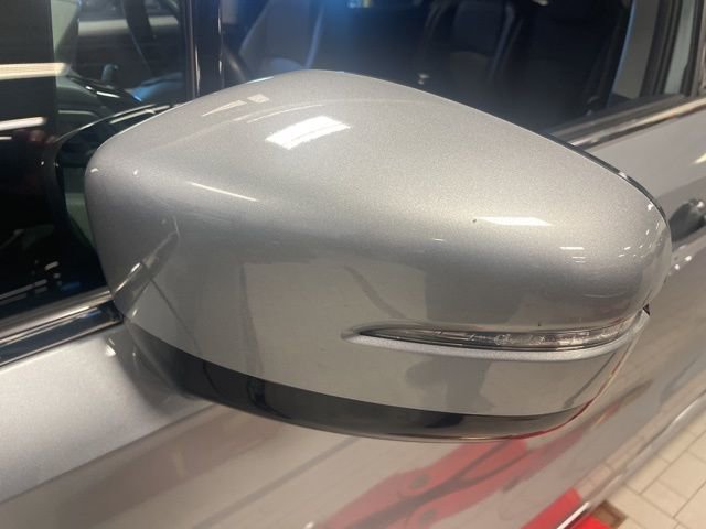 Used 2018 Honda Odyssey Elite image 12