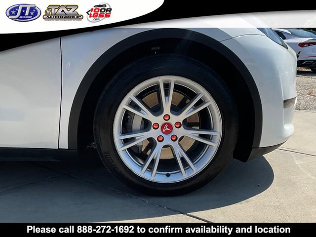 Used 2020 Tesla Model Y Long Range image 9