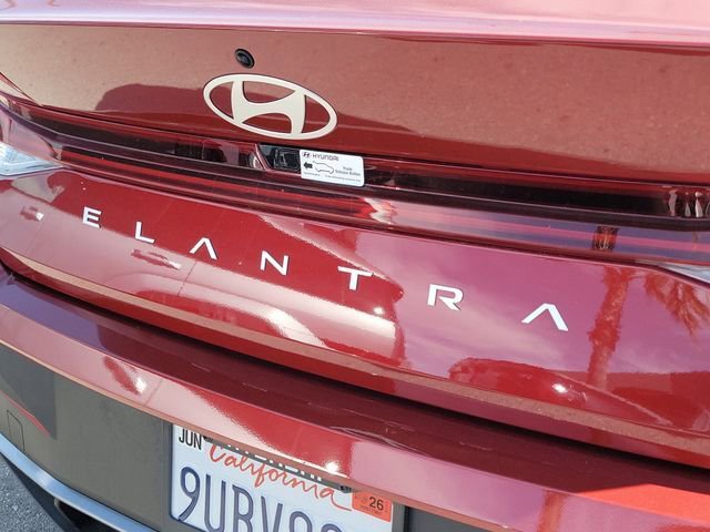 Certified 2025 Hyundai Elantra Blue image 22
