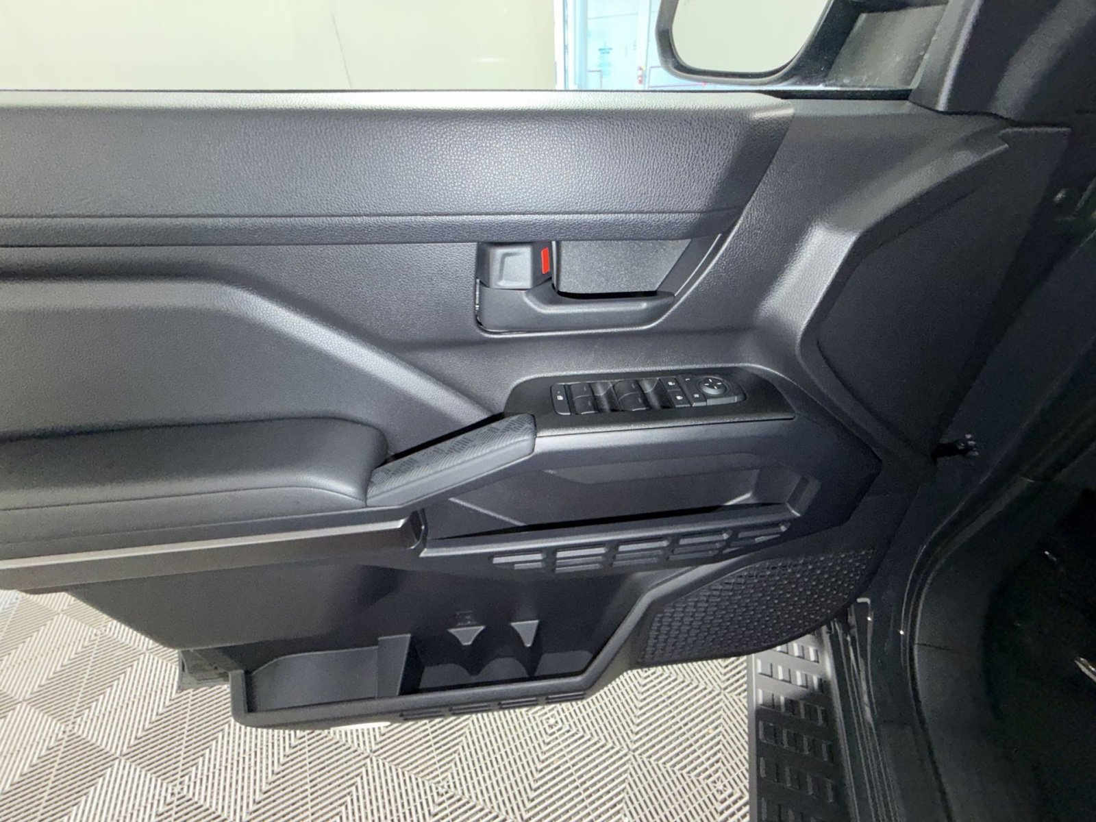 Used 2026 Toyota 4Runner SR5 image 15