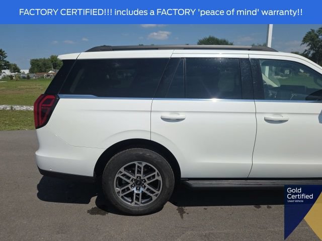 Used 2025 Ford Expedition Active AWD/4WD image 9