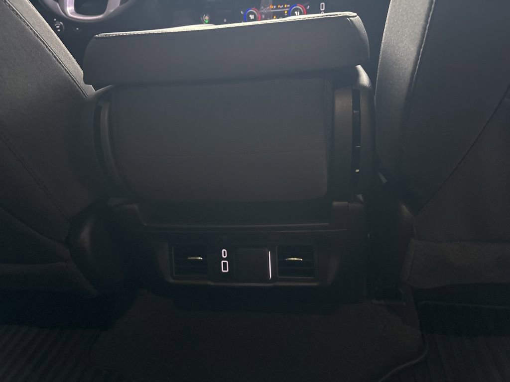 Used 2025 GMC Sierra 1500 Elevation image 36