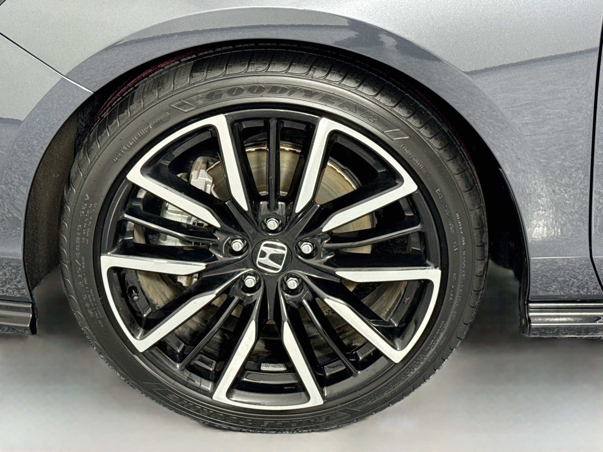 Certified 2025 Honda Accord Touring image 33