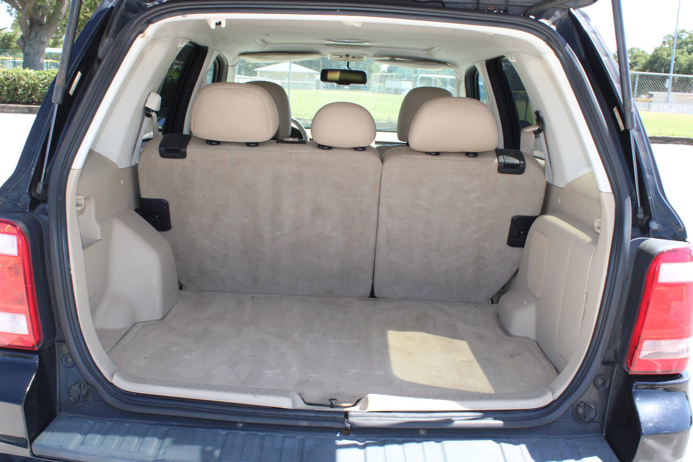 Used 2009 Ford Escape Limited FWD image 14