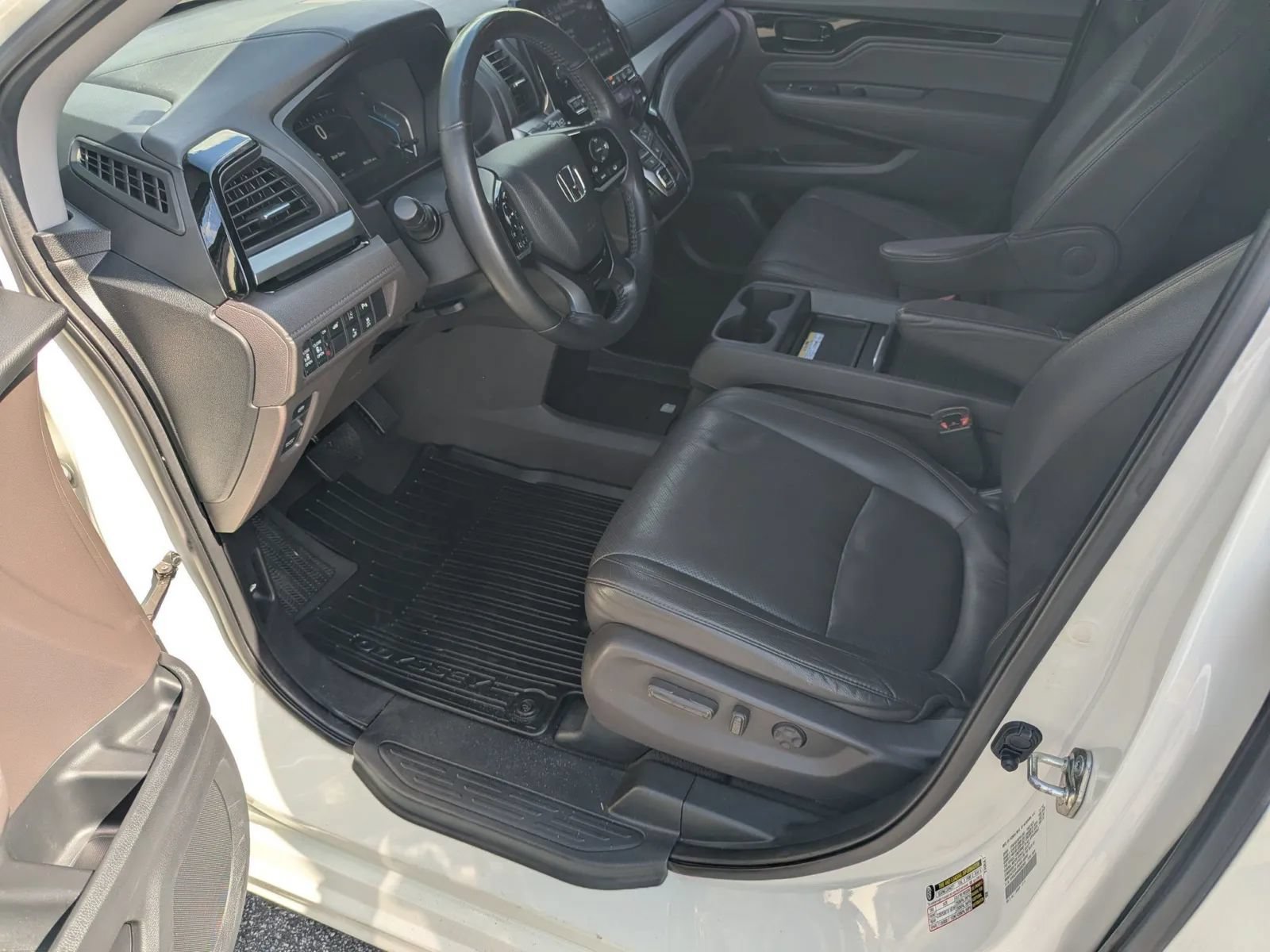 Used 2019 Honda Odyssey Elite image 9