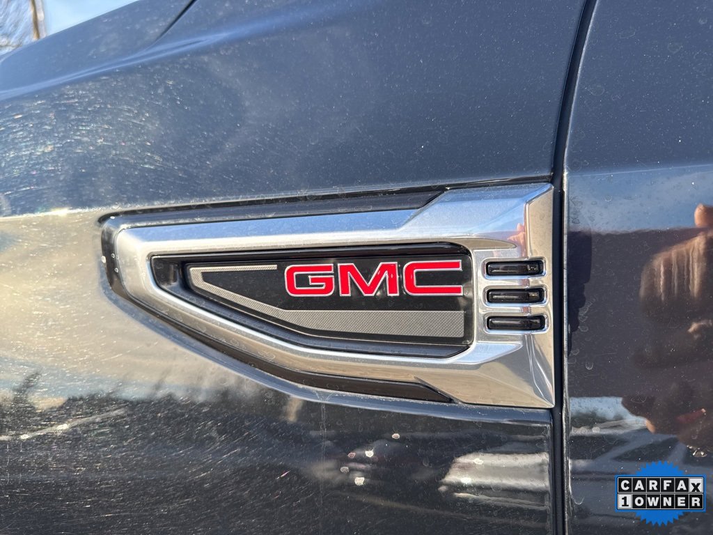Used 2025 GMC Yukon Denali image 13