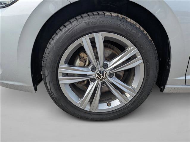 Used 2024 Volkswagen Jetta SE image 24