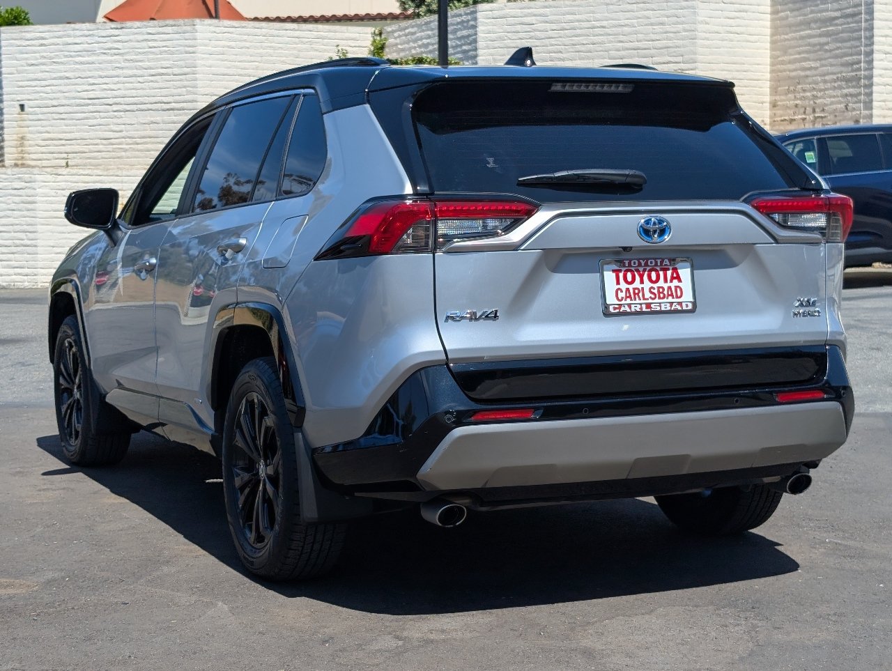 Used 2023 Toyota RAV4 XSE AWD/4WD image 12