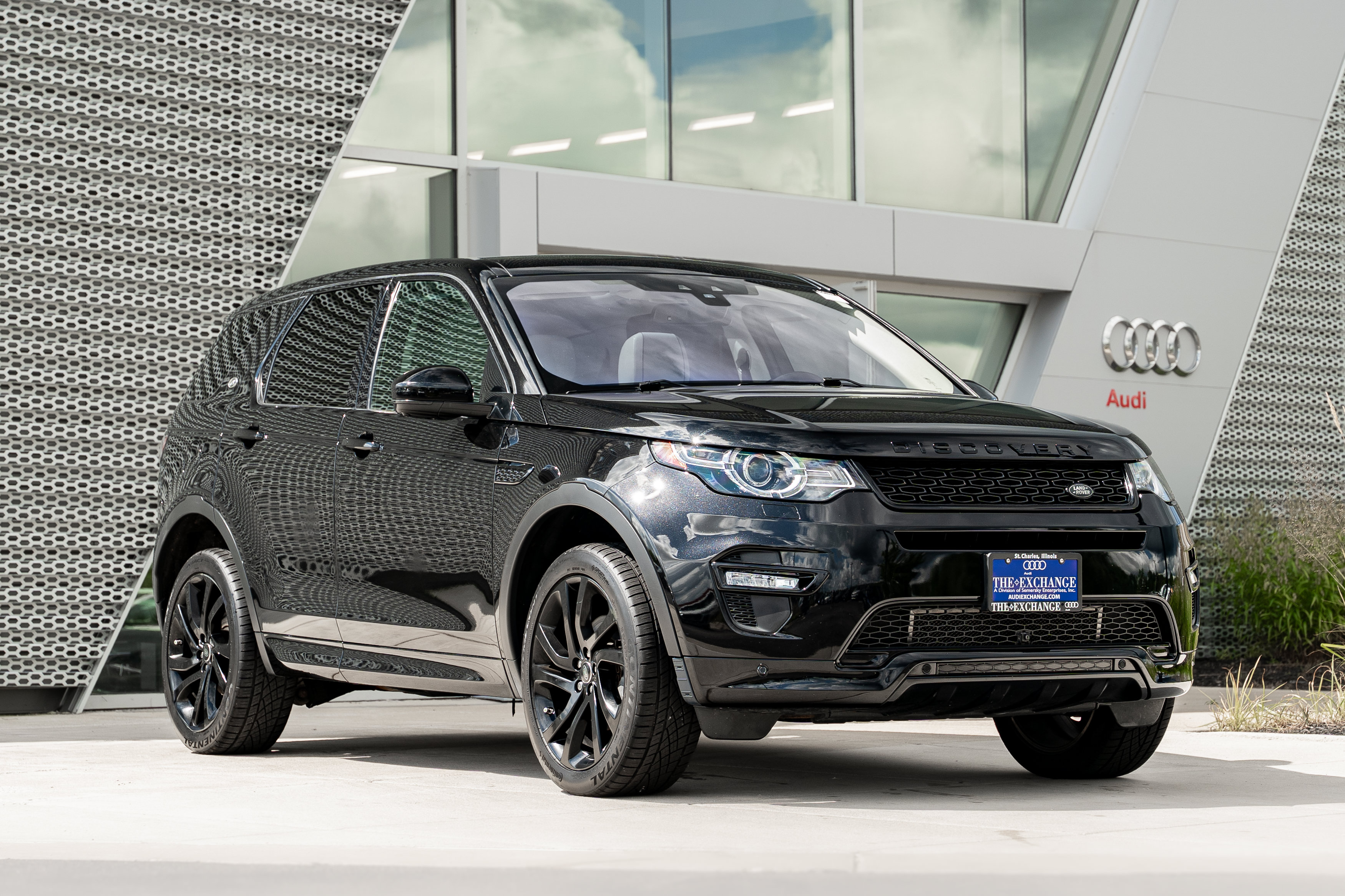 Used 2017 Land Rover Discovery Sport HSE Luxury AWD/4WD image 1