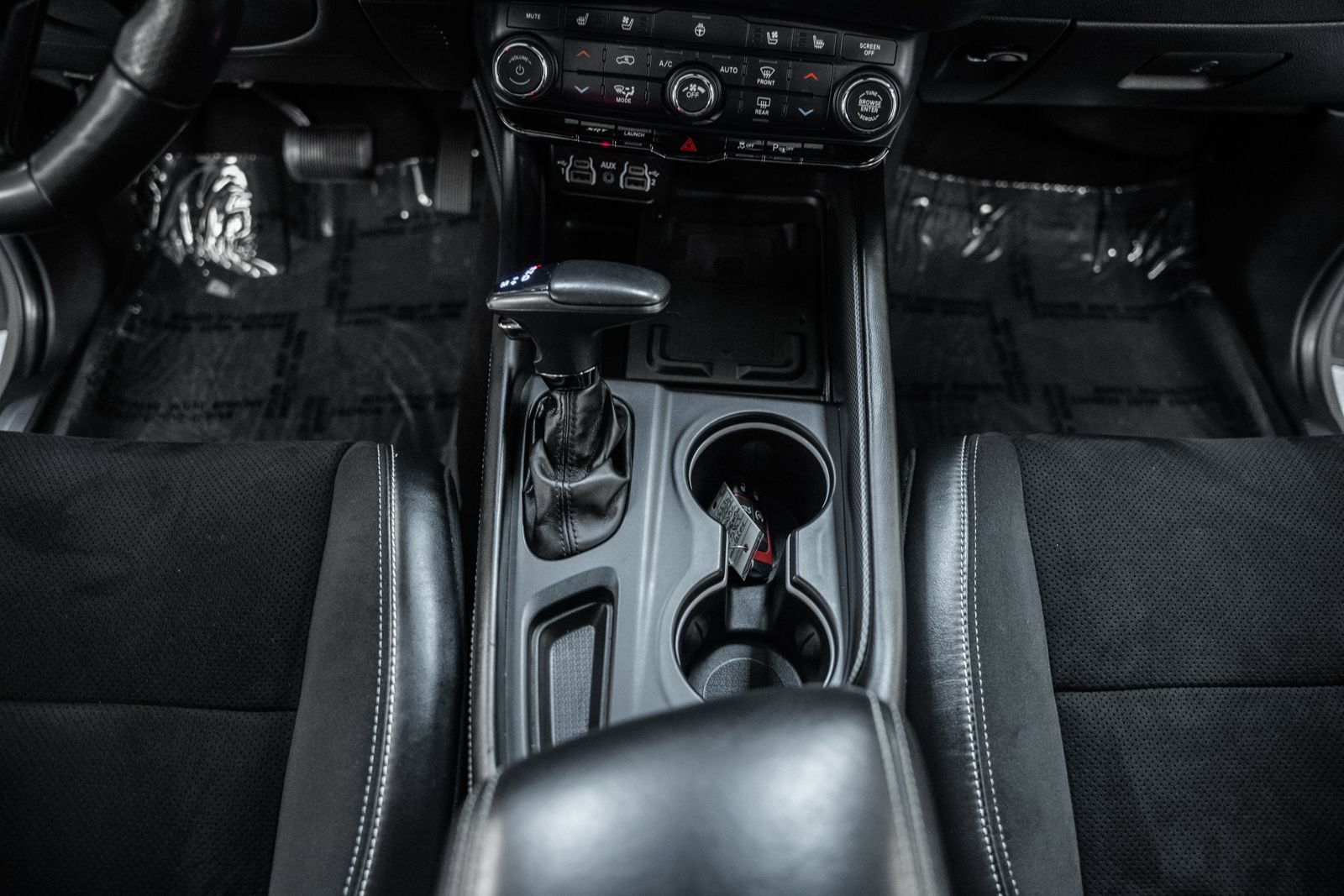 Used 2022 Dodge Durango SRT w/ Black Package AWD/4WD image 38