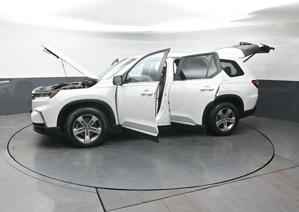 Certified 2023 Honda Pilot EX-L image 48