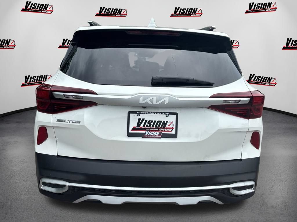 Used 2022 Kia Seltos SX w/ Sunroof Package AWD/4WD image 4