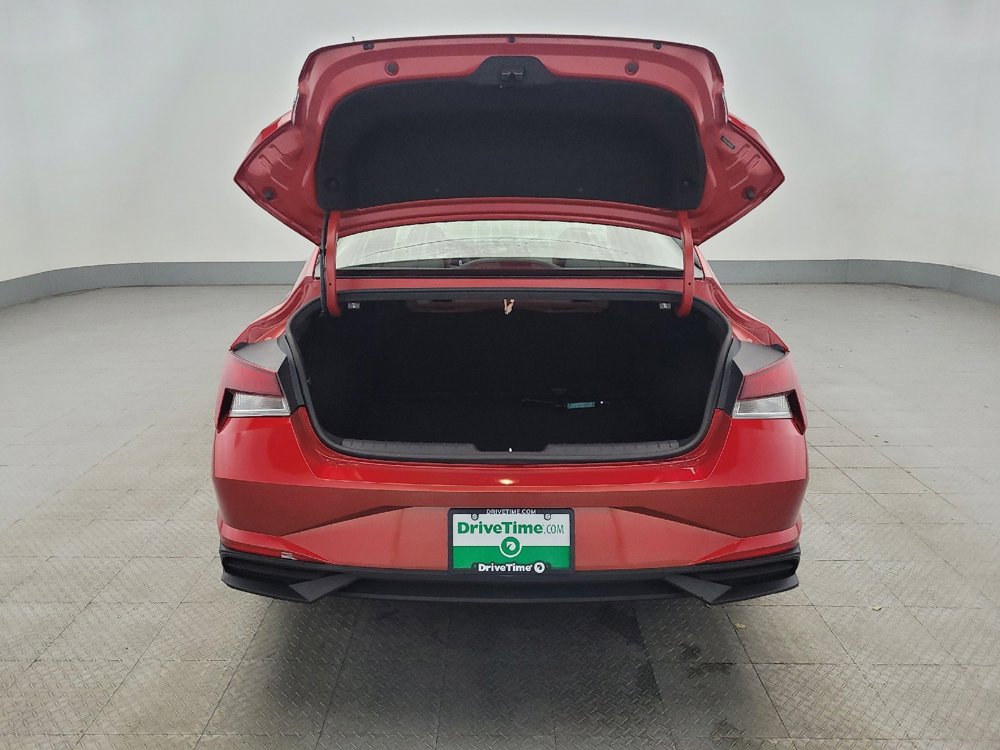 Used 2022 Hyundai Elantra SEL w/ Cargo Package image 29