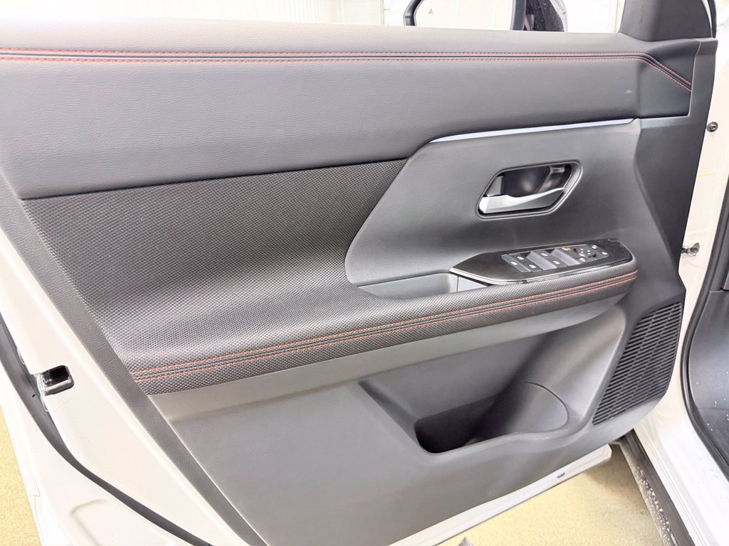 New 2027 Nissan Kicks SV w/ Rock Creek Edition AWD/4WD image 8