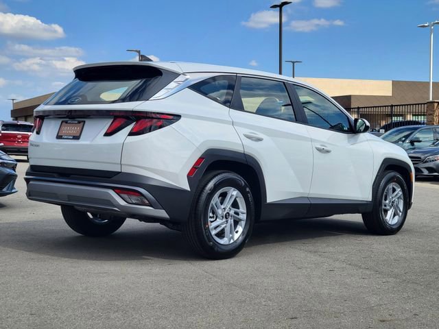 New 2026 Hyundai Tucson SE image 4