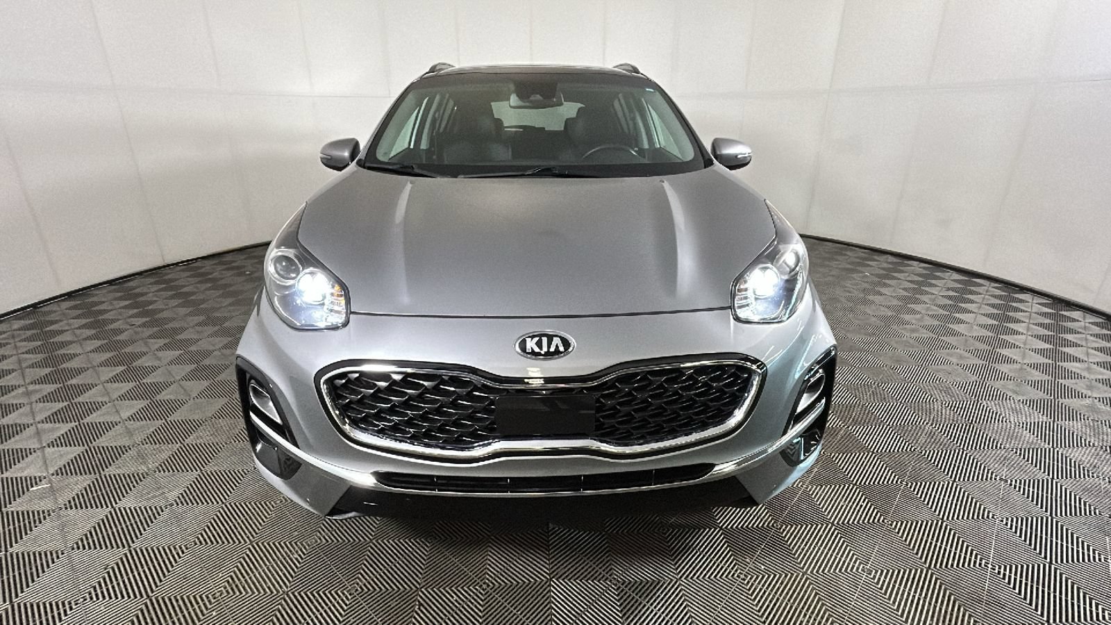 Used 2022 Kia Sportage EX w/ EX Technology Package AWD/4WD image 8