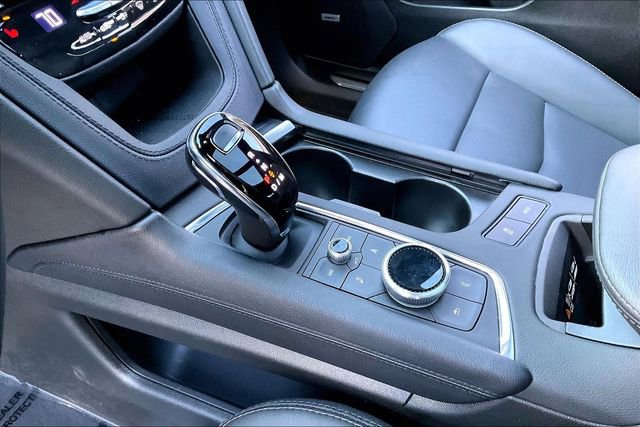 Used 2025 Cadillac XT5 Premium Luxury image 13