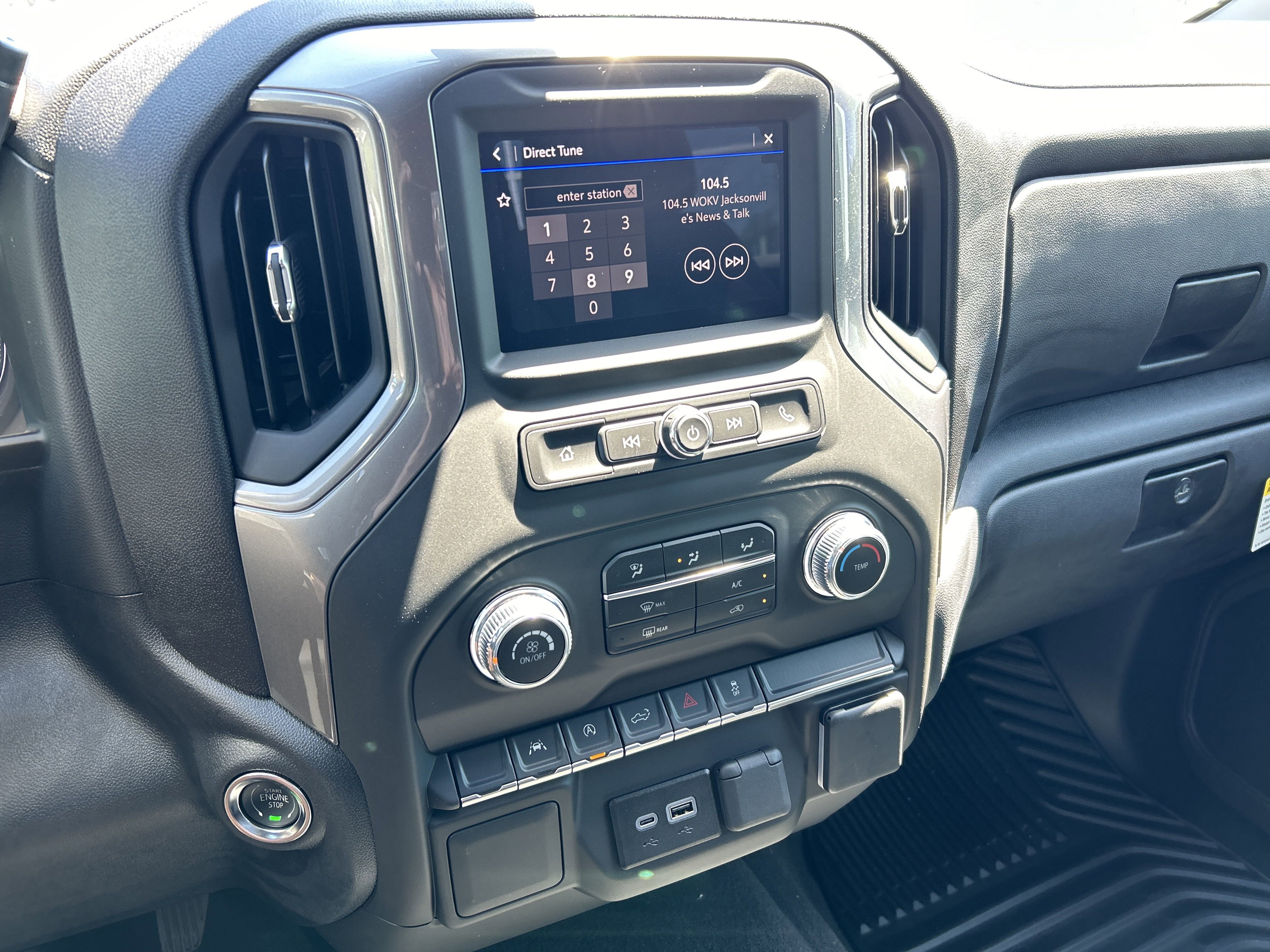 New 2025 GMC Sierra 1500 Pro w/ Graphite Edition image 30