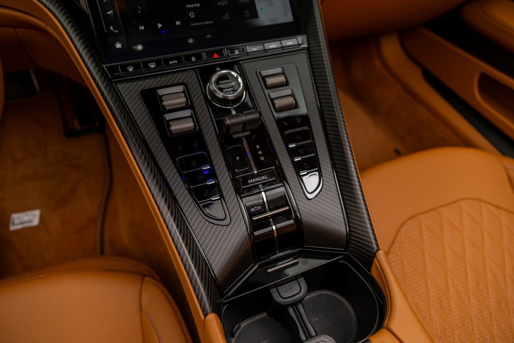 New 2025 Aston Martin DB12 Convertible image 32