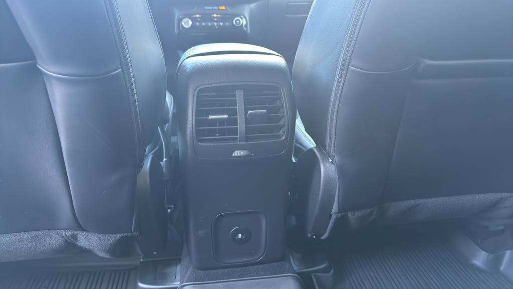 Certified 2023 Ford Escape Platinum AWD/4WD image 29