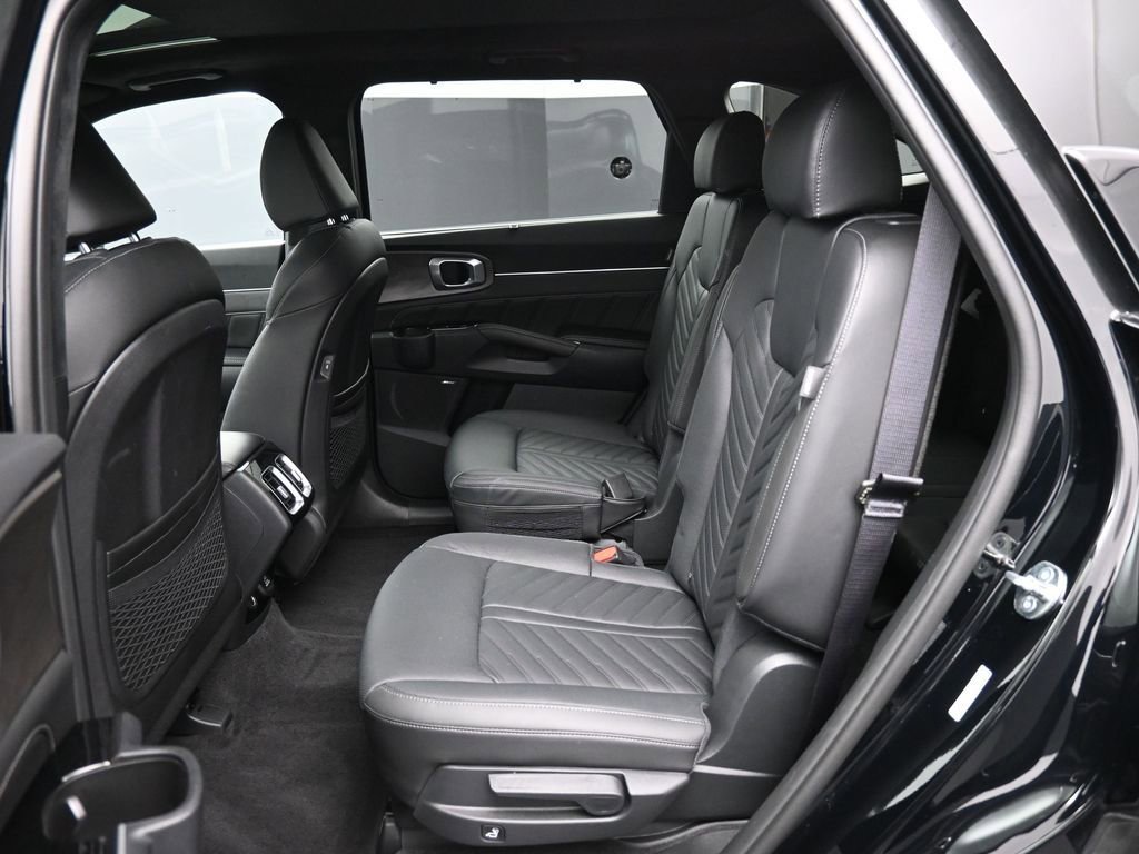 Certified 2025 Kia Sorento SX Prestige image 22